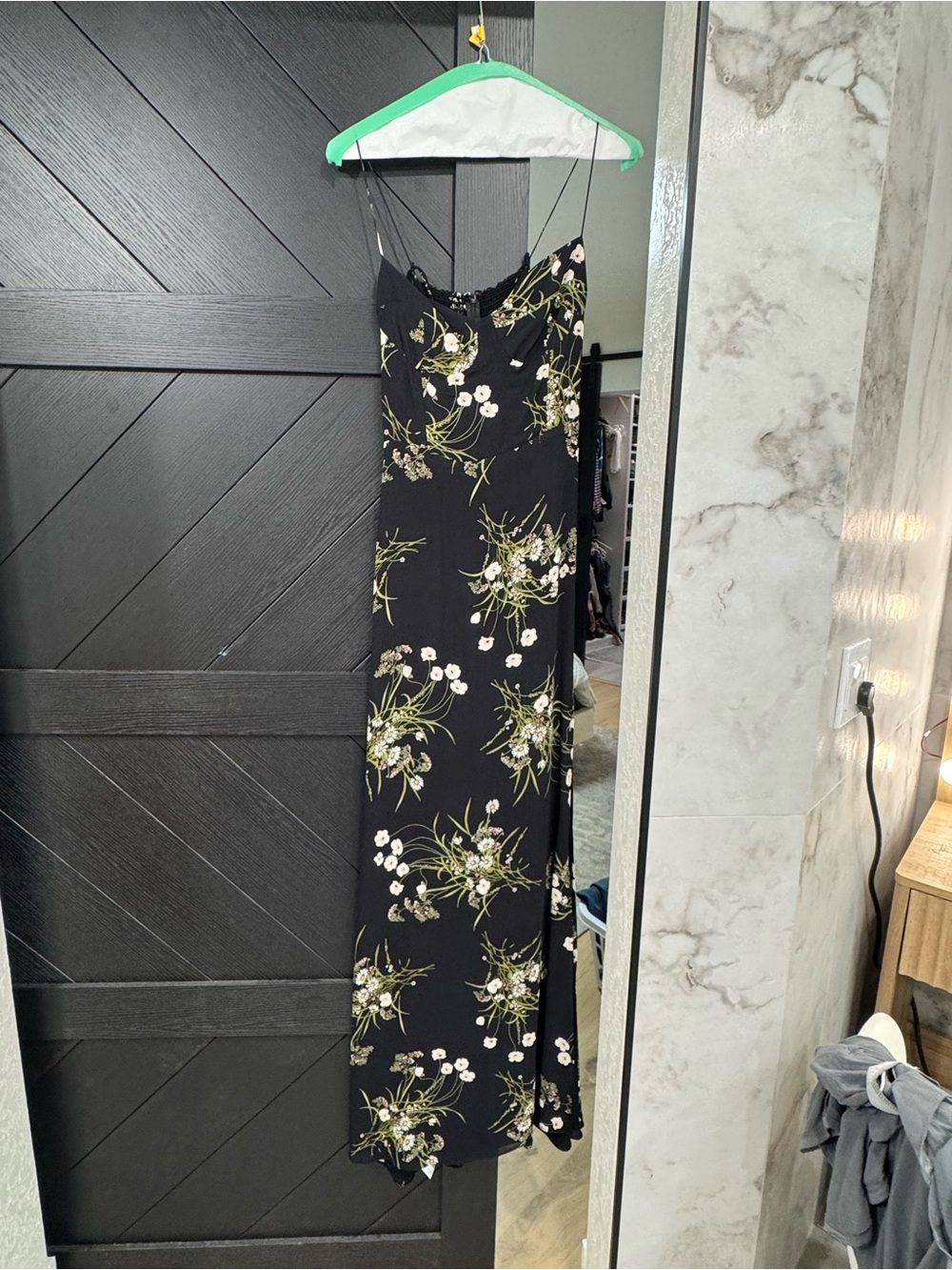 Reformation Melita Dress size 6 worn only once - Picture 6 of 8